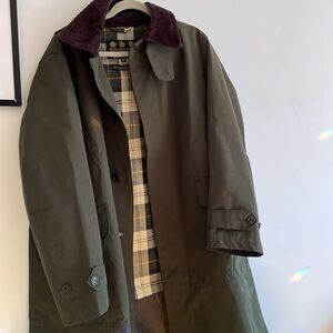 Barbour long jacket in Excellent condition!
